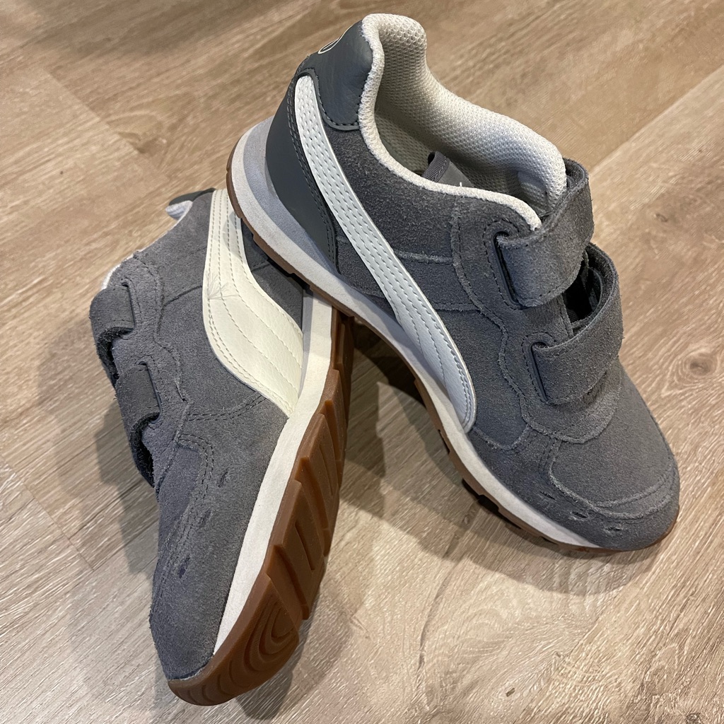 Puma Boys Grey Low Top Sneaker Us 2c